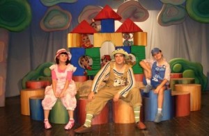 Самарский театр кукол спектакль теремок